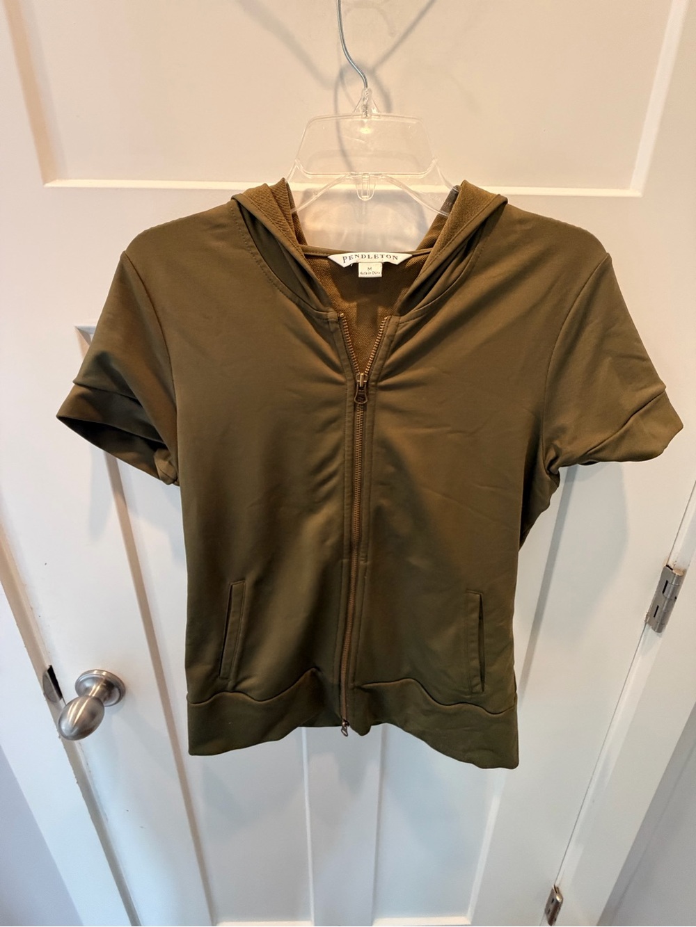 Pendleton Women’s Medium Olive Short Sleeve Zip Hoodie Athleisure Top